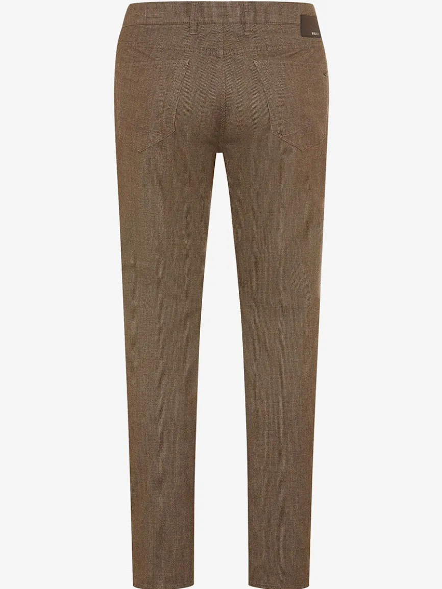 Brax Chuck Wdx Woo.Look Light Pants in Nougat