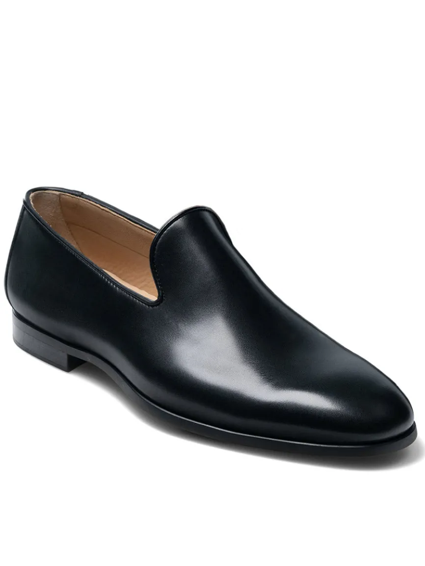 Magnanni Diaz in Black