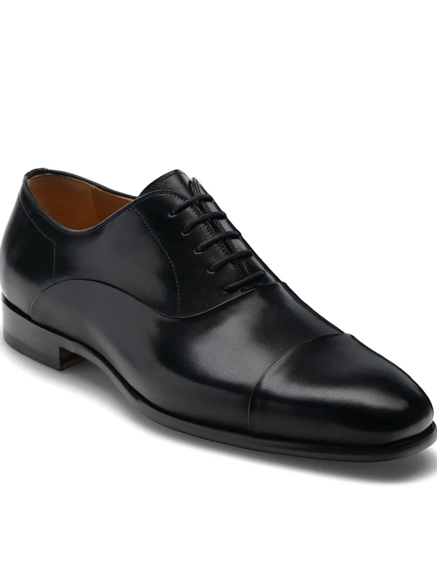 Magnanni Segovia in Black