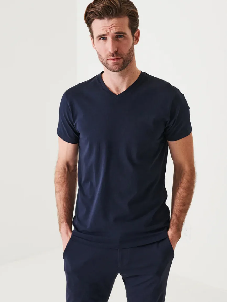 Patrick Assaraf Pima Cotton Stretch V-Neck T-Shirt in Midnight