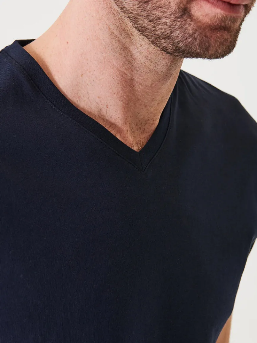 Patrick Assaraf Pima Cotton Stretch V-Neck T-Shirt in Midnight