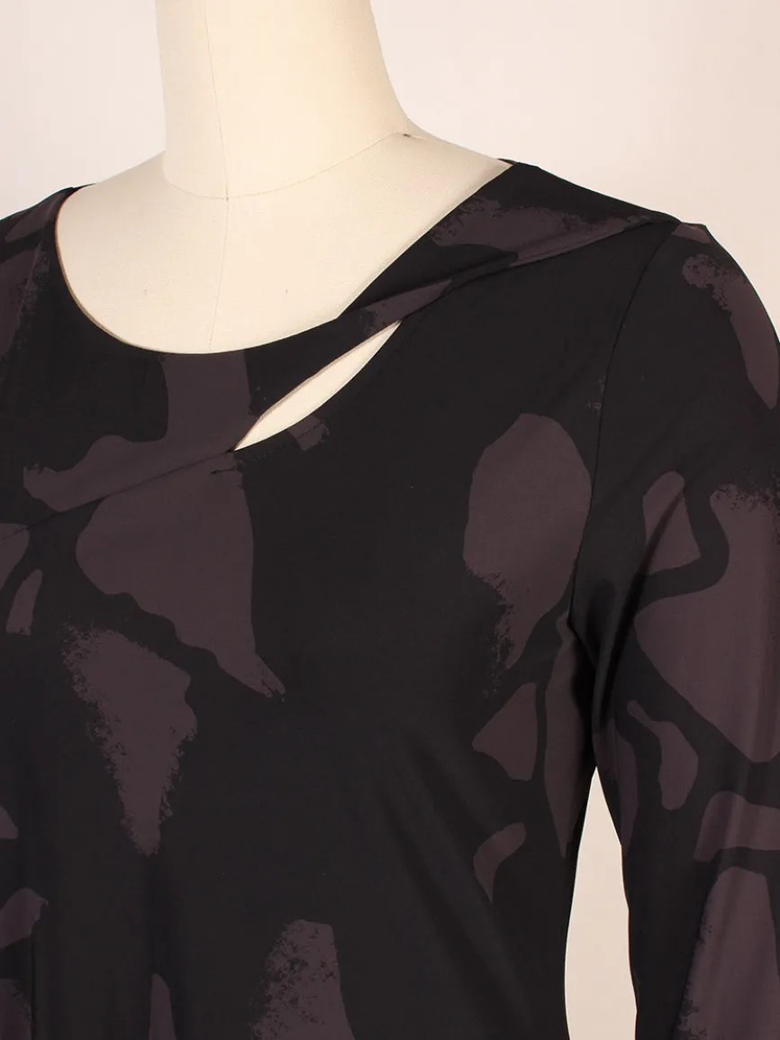 Porto Risa Dress in Mulberry Palermo